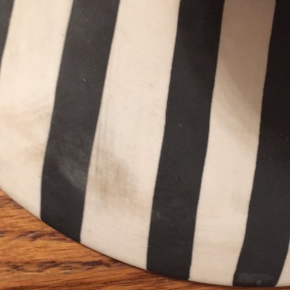 Molly Hatch Anthropologie Cake Pie Stand - Picture 6 of 14